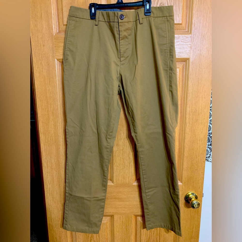 Men’s Old Navy Khaki Pants